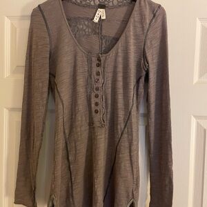 Free People NWOT! We the Free Long Sleeve Henley
